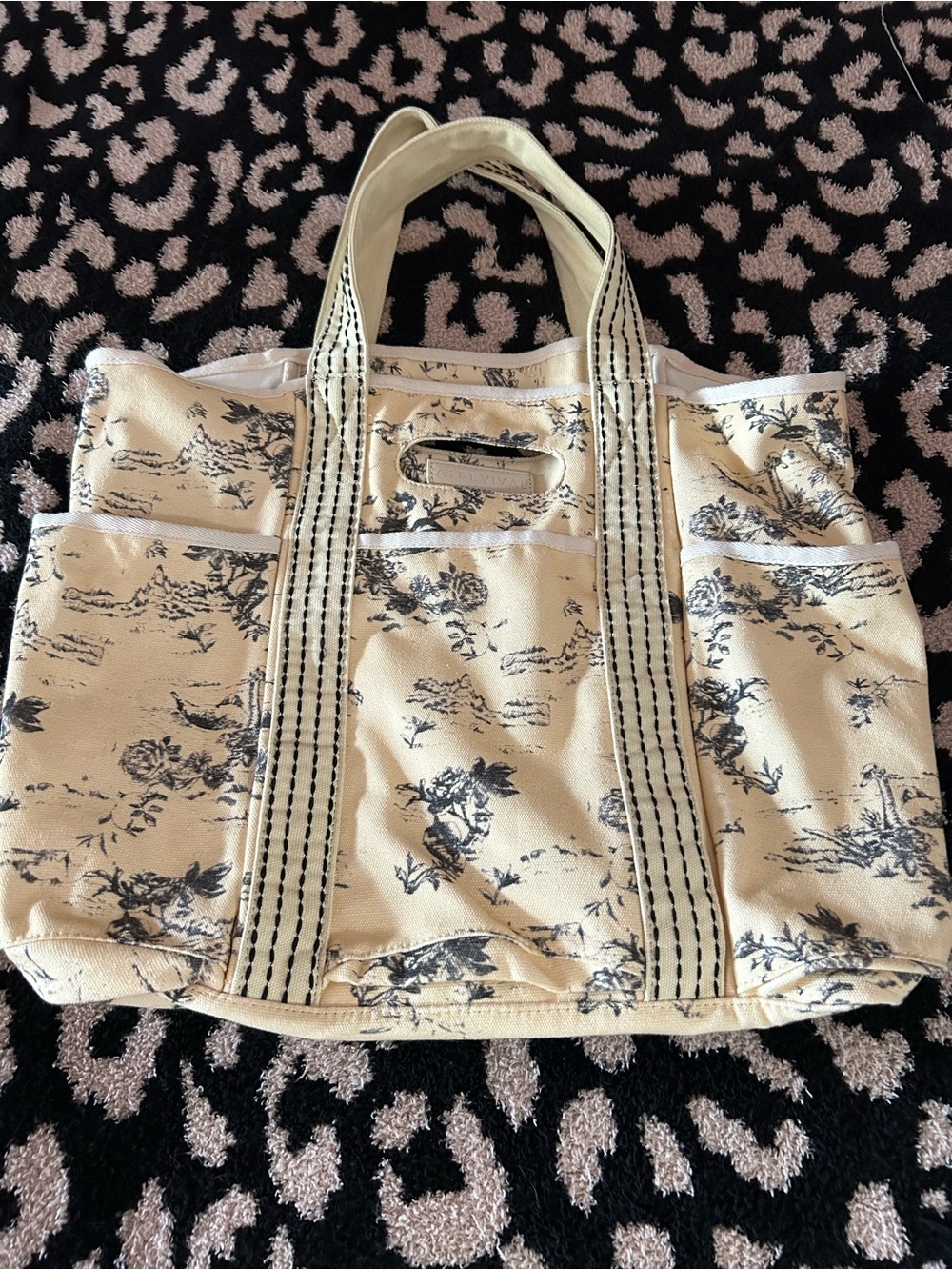 Altar'd State Cream Canvas toile  Tote with Black Print